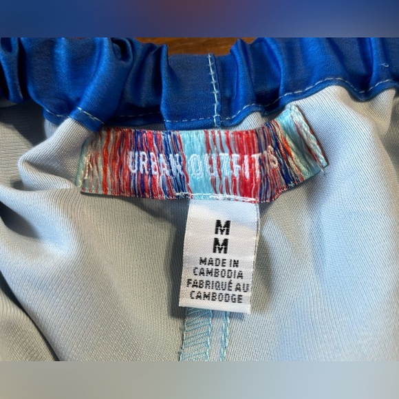 NWOT Urban Outfitters Jenna Printed Satin Pull-On Pants Medium Blue Multi - Picture 6 of 11